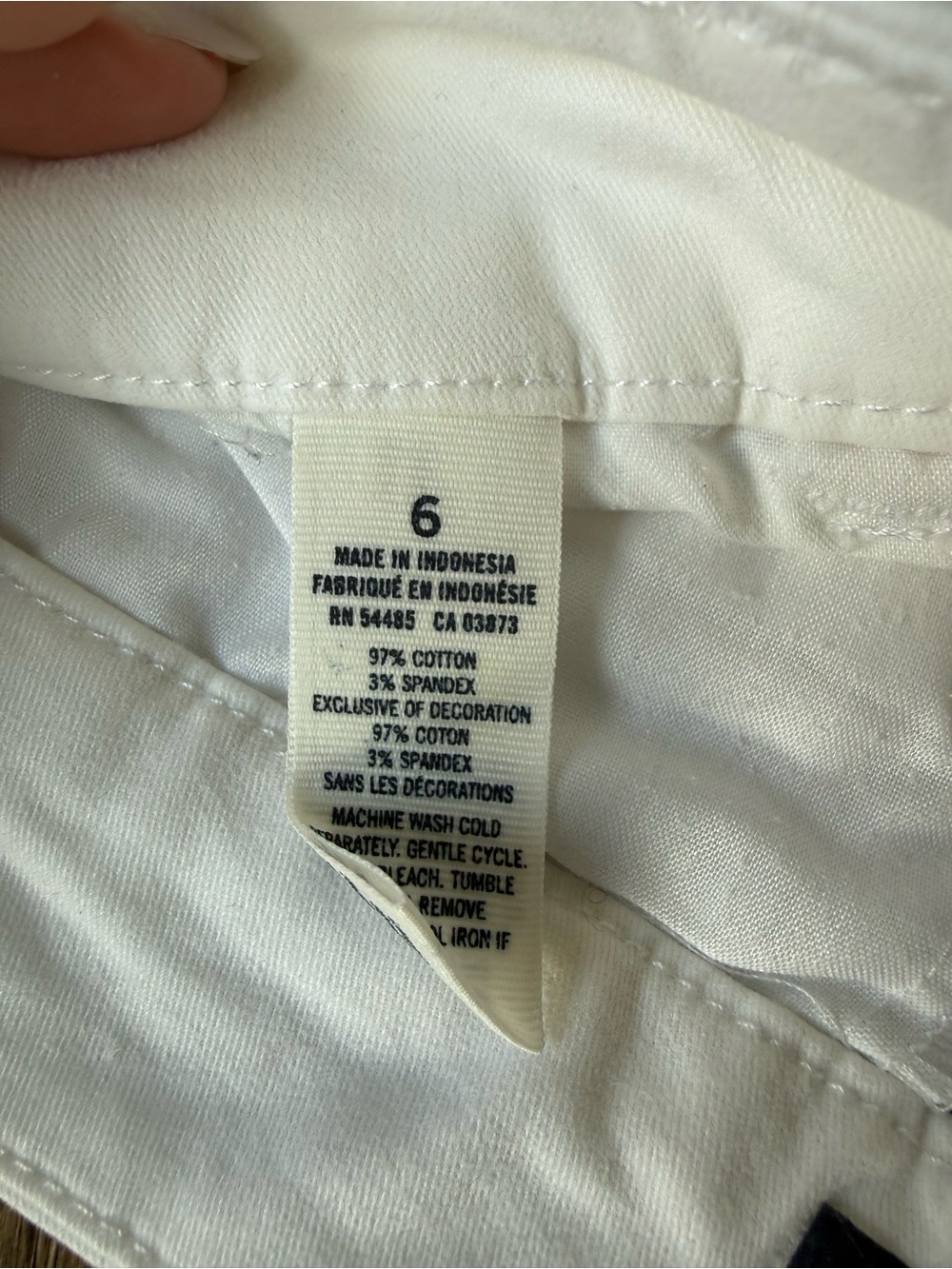 American Eagle Outfitters White Stretch Shorts - Picture 7 of 7